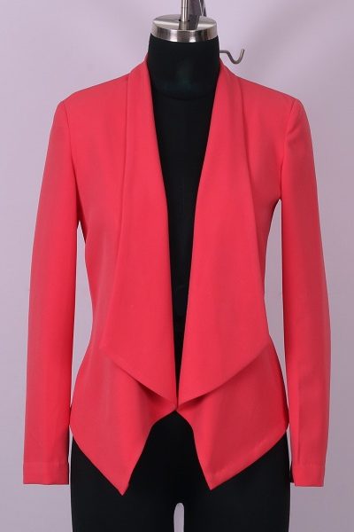 SHRUG BLAZER – Labeln